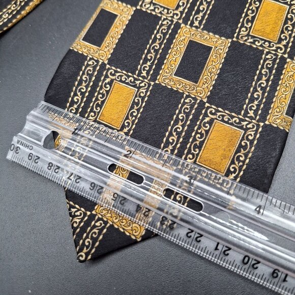 Vintage LHomme Baroque Geometric Print Designer Silk Necktie - Picture 4 of 4